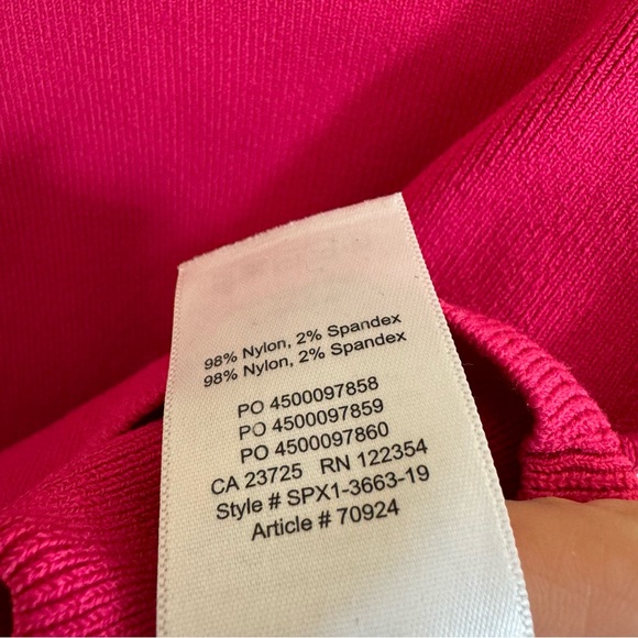 Aritzia Babaton Kevin Knit Crop Halter Top - Picture 5 of 6